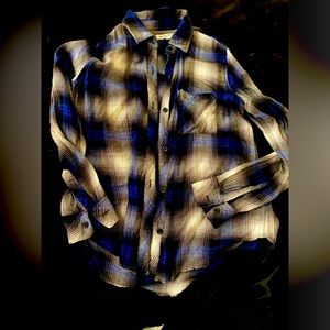 Women’s button down flannel shirt